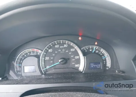 2014 Toyota Camry Se z USA, uszkodzony, nr VIN 4T1BF1FK6EU790454